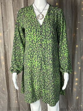 Mango Green Leopard-Print Long-Sleeve V-Neck Dress